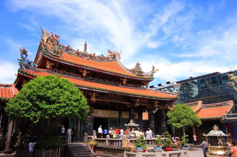 🧋Flavors of Taipei: Indulge in a Private Culinary Adventure - Private Group Experience