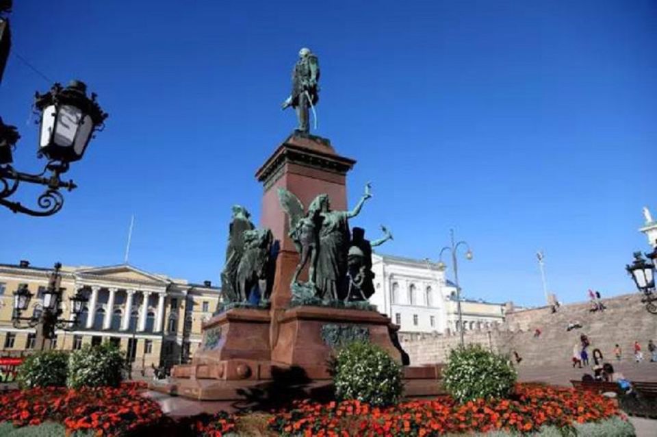 Helsinki Stopover Tour With Round-Trip Airport Transfers - Convenient Airport Transfers