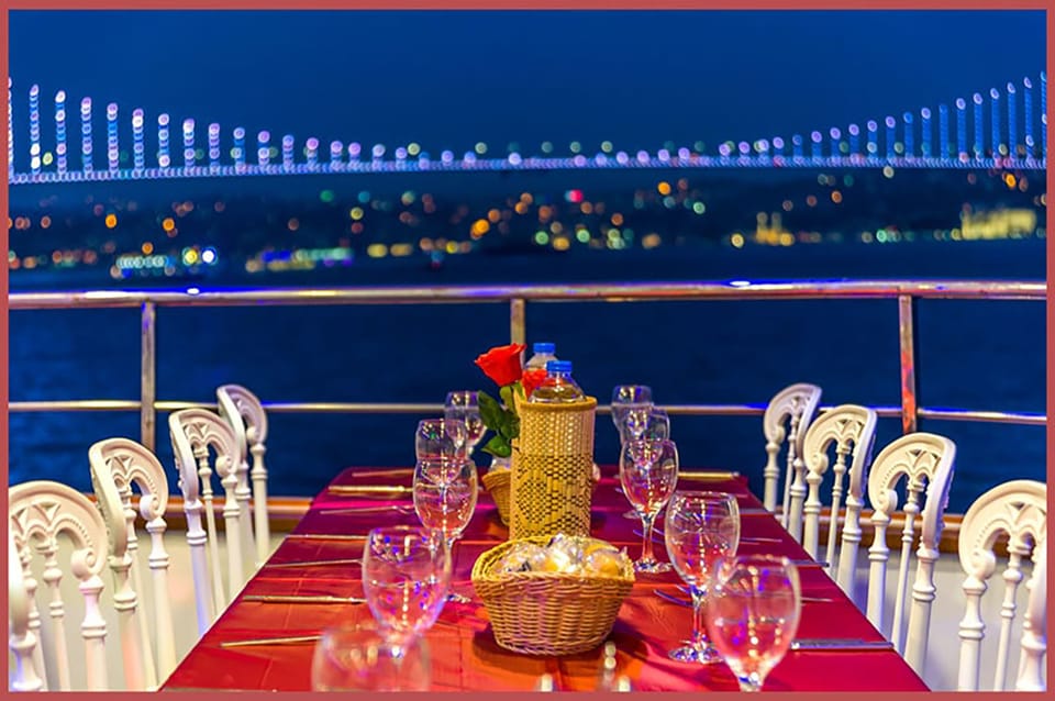 Istanbul: Bosphorus Night Dinner Cruise With Private Table - Customer Feedback and Ratings