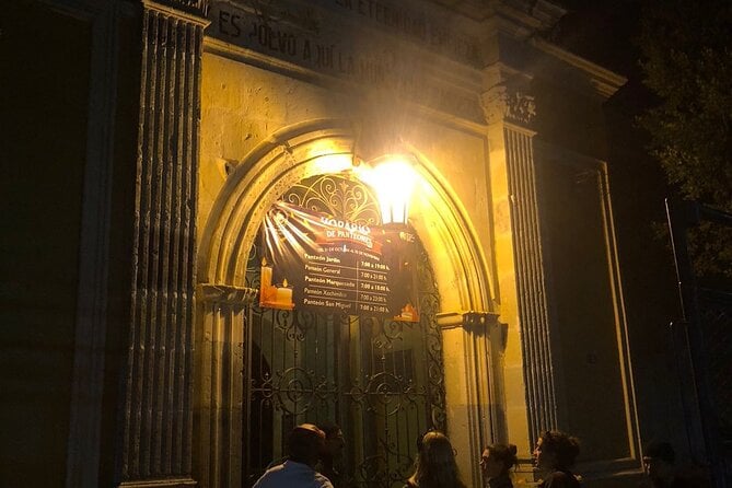 Oaxaca City Bike Ride - History & Traditions - Cultural and Historical Exploration