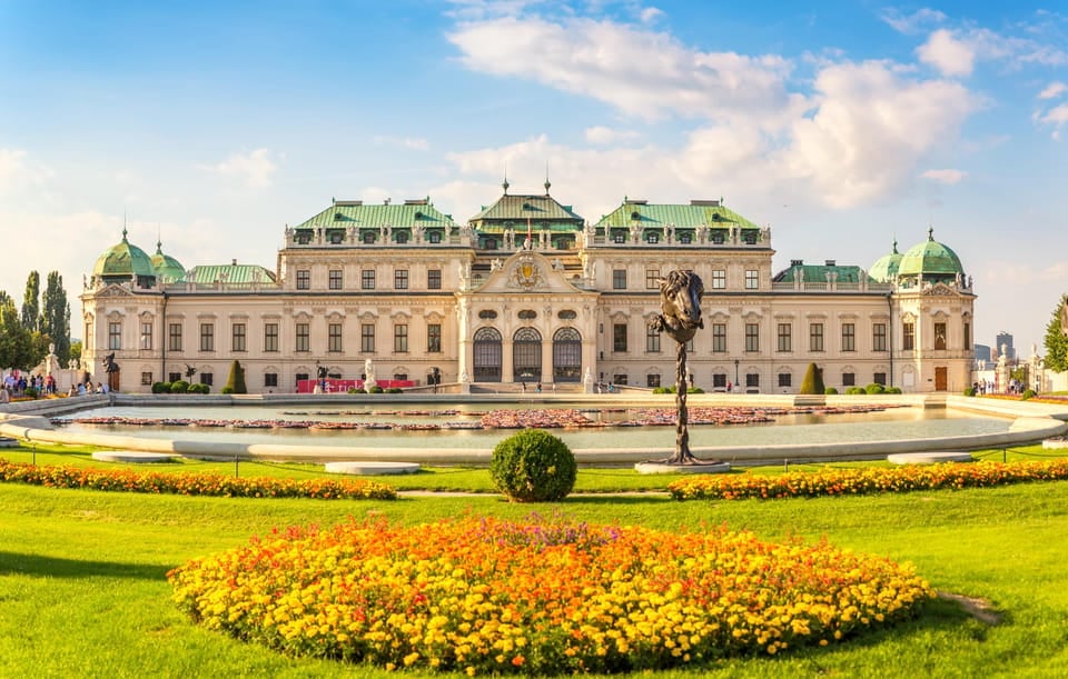 Transfer From Prague to Vienna With English-Speaking Driver - Inclusions and Amenities