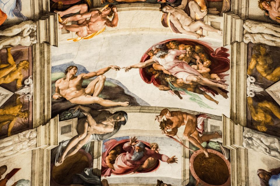 Vatican: Alone in the Sistine Chapel - The Key Masters Tour - Dress Code and Prohibited Items