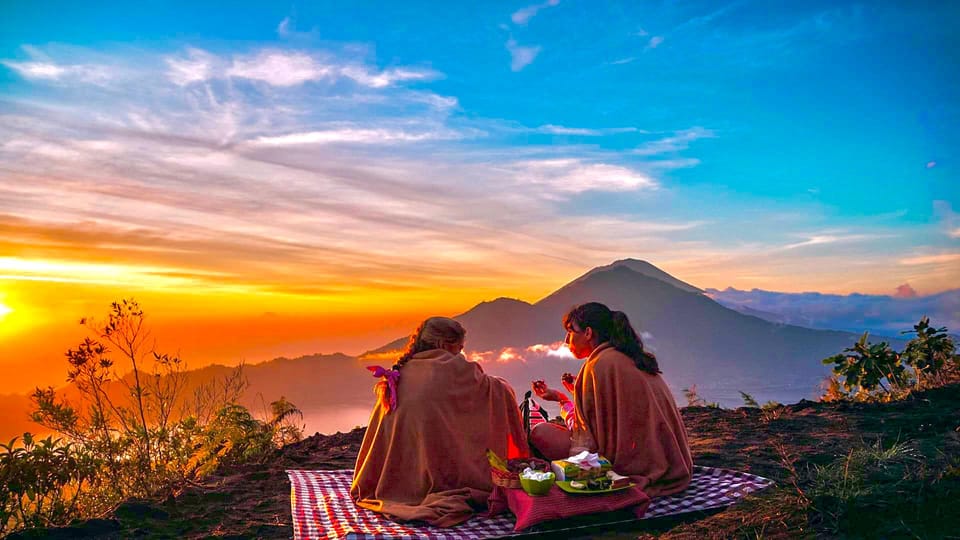 Bali: Mount Batur Sunrise Hike & Hot Springs - Getting to Mount Batur