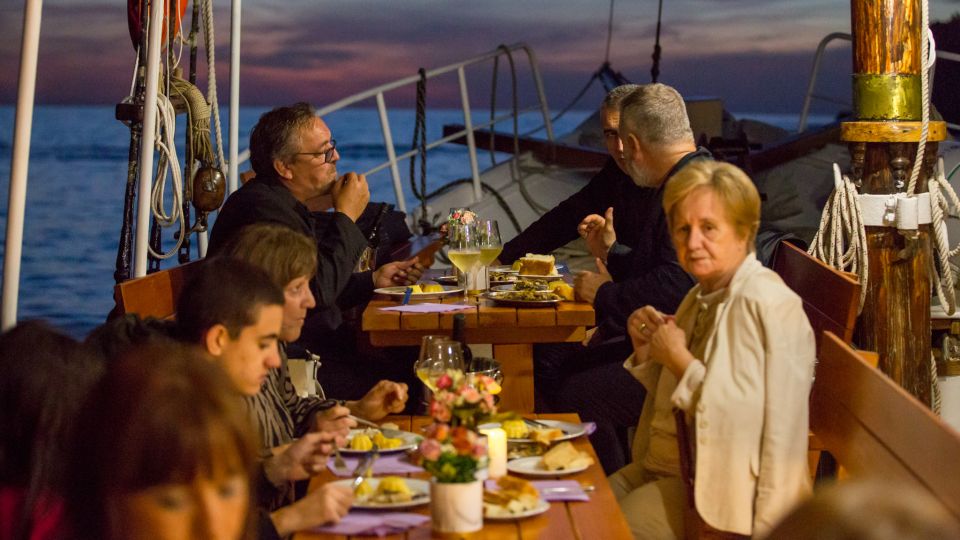 Dubrovnik: Sunset Dinner Cruise Around the Old Town - Cruise Route and Duration