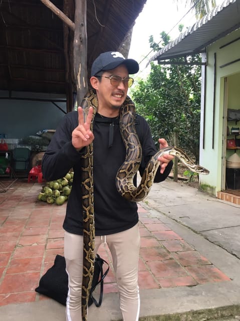 【O-Tan Dedication】Chocoret Workshop Observation and Maples Crullers to Be Fully Enjoyed! a Two-Day Tour/ Japanese Guide/ Dedicated Vehicle/ Lunch Included - Frequently Asked Questions