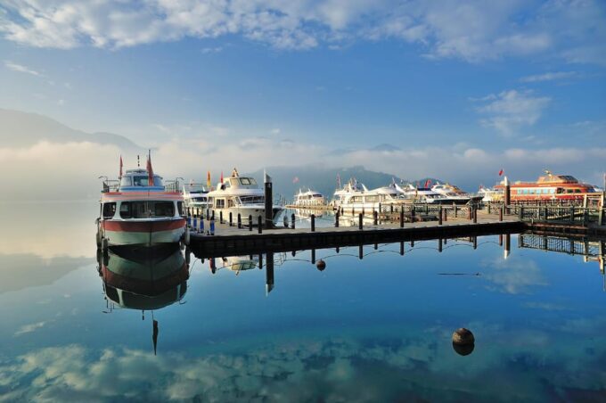 📸🌄 Exclusive 3-Day Sun Moon Lake & Alishan Private Tour - What to Bring