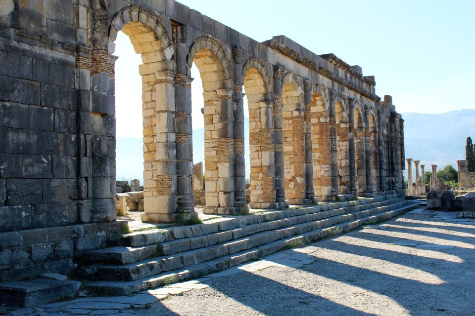 From Fez: Volubilis Moulay Idriss and Meknes Day Trip - Volubilis: Impressive Roman Ruins