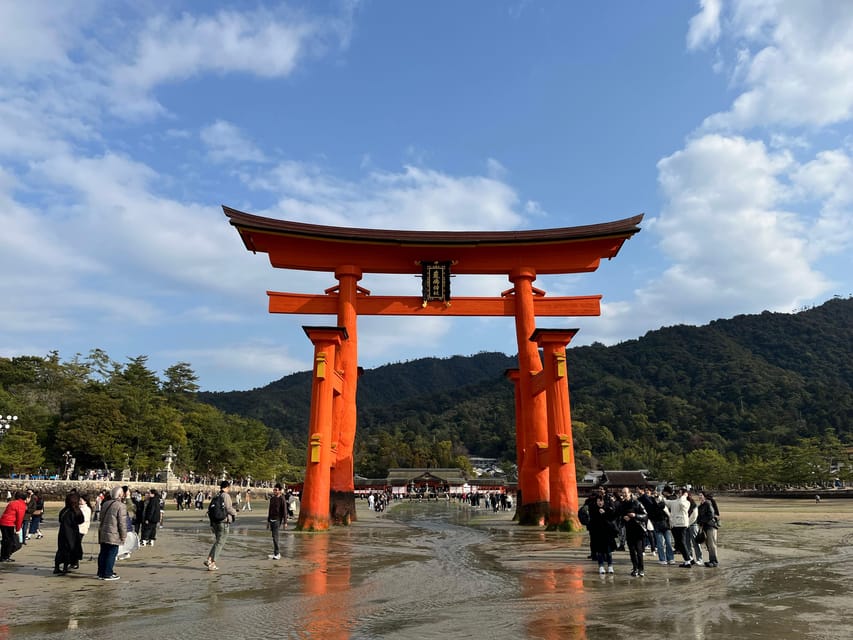 Hiroshima: Tour to Peace Memorial Park and Miyajima Island - Itsukushima Shrine and Torii