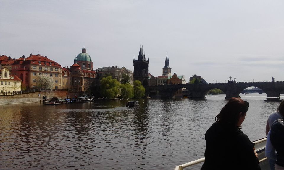 Prague: 1-Hour Vltava River Cruise - Booking and Cancellation