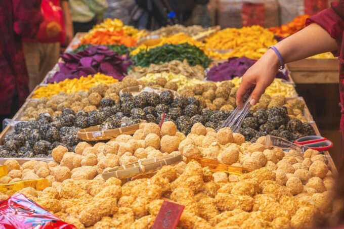 Sweets to Streets: Taipei Adventure With 🍍 Cake DIY - Hotel Pickup and Drop-off