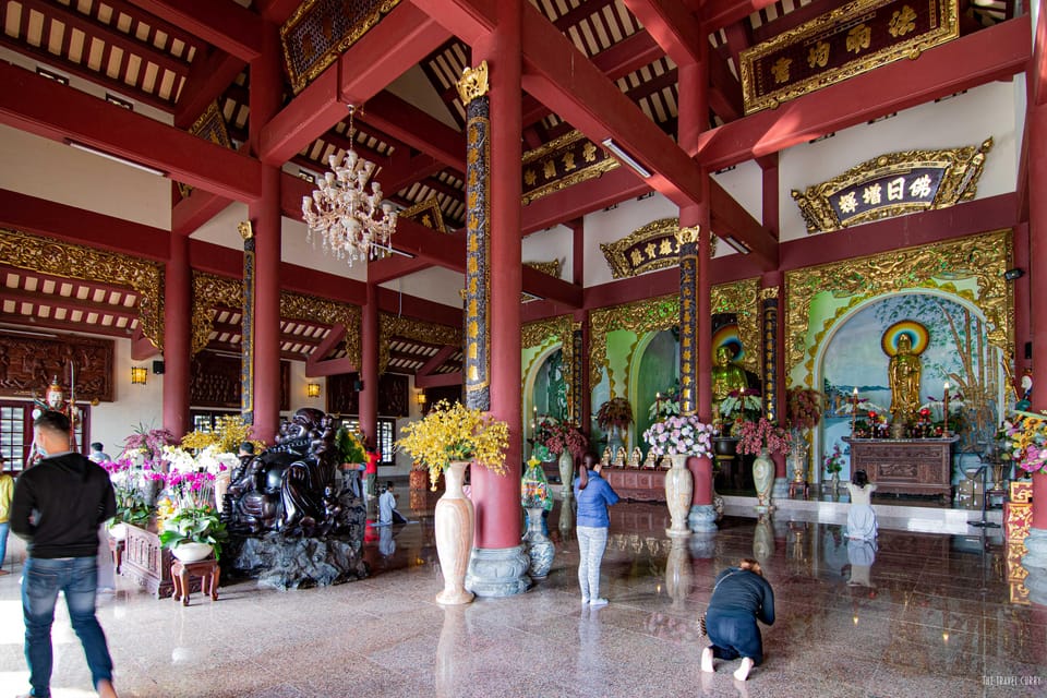 Explore Marble Mountains & Hoi an Ancient Town From Da Nang - Hoi An Ancient Town Visit