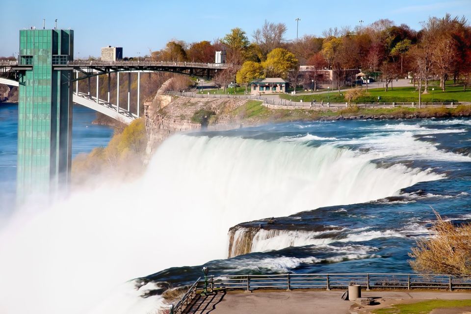 From New York City: Niagara Falls Full-Day Bus Tour - Guided Tour of Niagara Falls