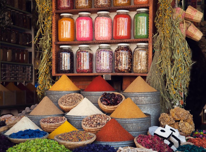 Marrakech Sightseeing With a Local Guide: Small Group Tour - Group Size and Language