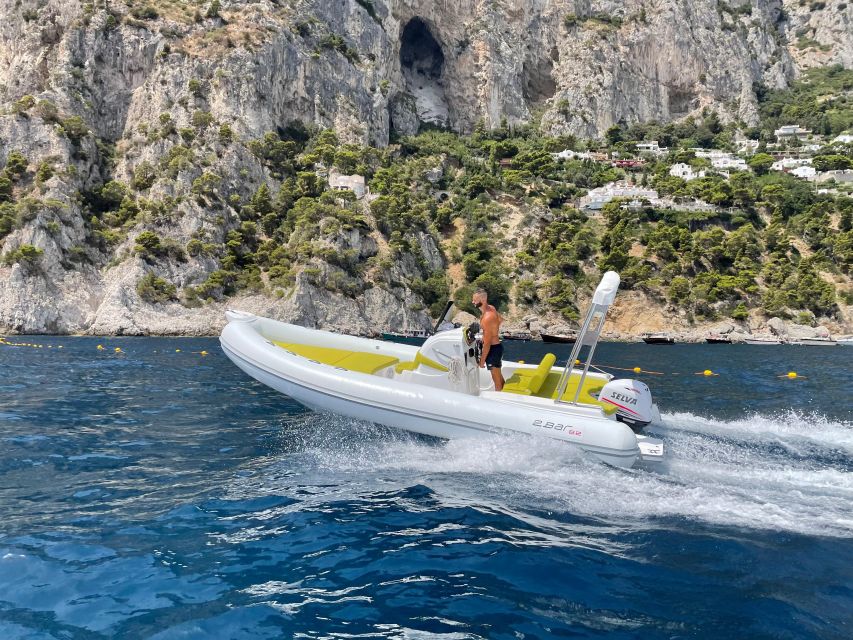 Self Drive: Boat Rental From Sorrento - Meeting Point and Communication