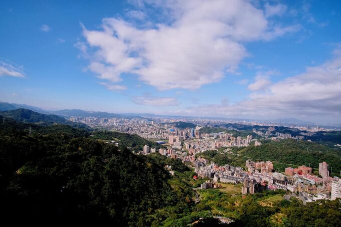 Sip & Savor: 🚠 Maokong Tea & Shenkeng Tofu Private Day Tour - Tour Features and Inclusions