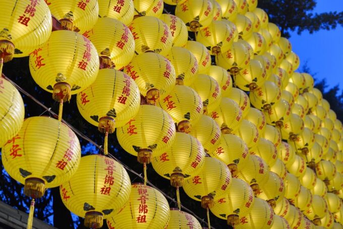 Taipei Touchdown: Make the Most of Your 6-Hour Layover 🛬 - Immersive Cultural Experiences