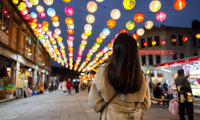🚗 Private Car: 8-Hour Customized Taipei City Exploration! - Culinary Delights and Shopping