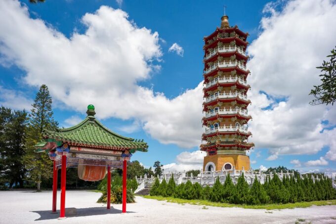 🛥️ Private 1 Day Sun Moon Lake Escape Tour From Taipei - Wenwu Temple and Cien Pagoda