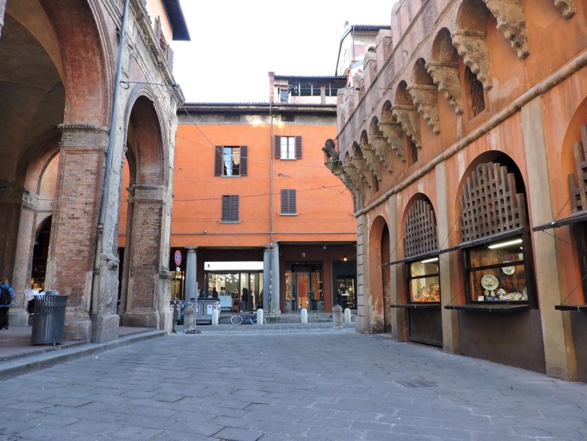 Bologna: Guided Architecture Walking Tour - Frequently Asked Questions