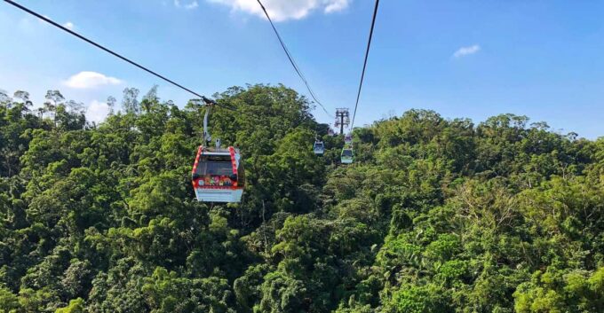 Sip & Savor: 🚠 Maokong Tea & Shenkeng Tofu Private Day Tour - Frequently Asked Questions