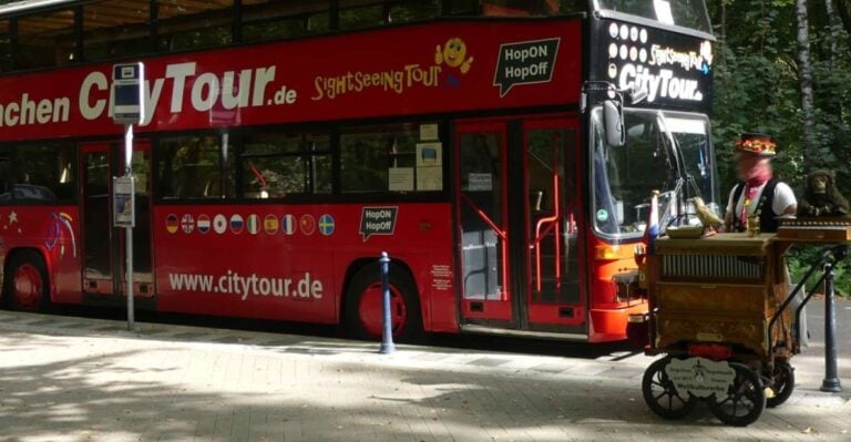 Aachen: 24-Hour Hop-On Hop-Off Sightseeing Bus Ticket