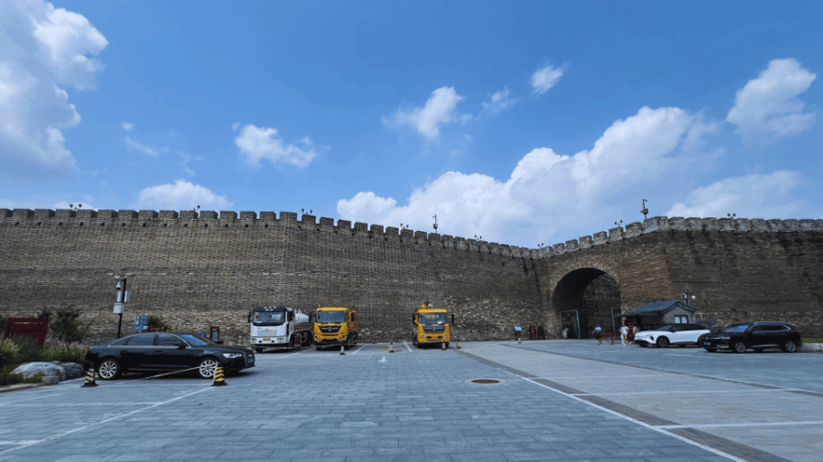 Beijing: Ins-Style City Walk Must-Visit Route（English Guide）