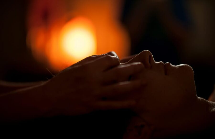 Budapest: Couples Massage With Bubble Bath and Sparkling…