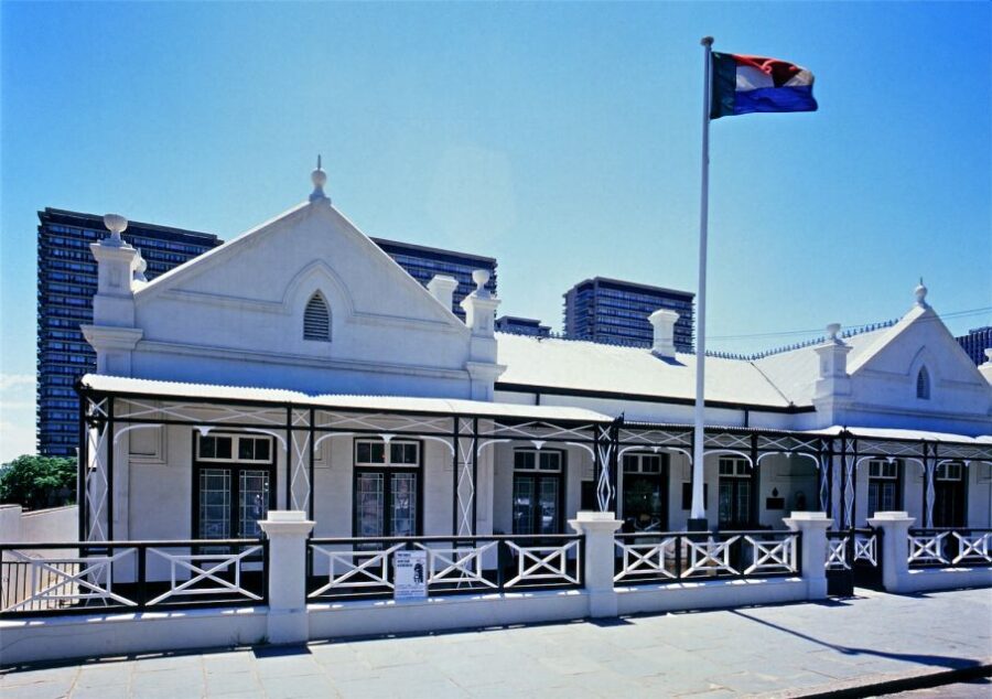 From Johannesburg: Pretoria Guided City Tour