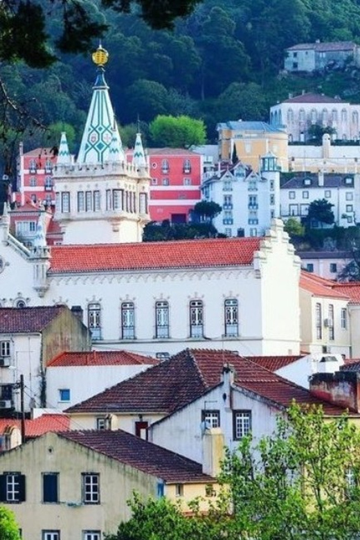 From Lisbon: Full Day in Sintra, Cascais and Estoril