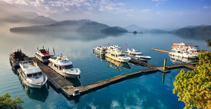 From Taipei: Nantou and Sun Moon Lake View and Tribe Tour