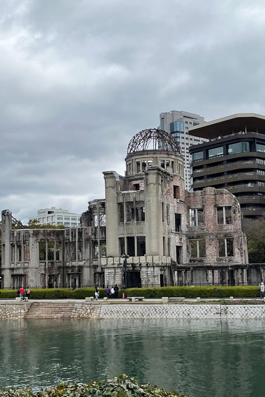 Hiroshima: Tour to Peace Memorial Park and Miyajima Island - Key Points