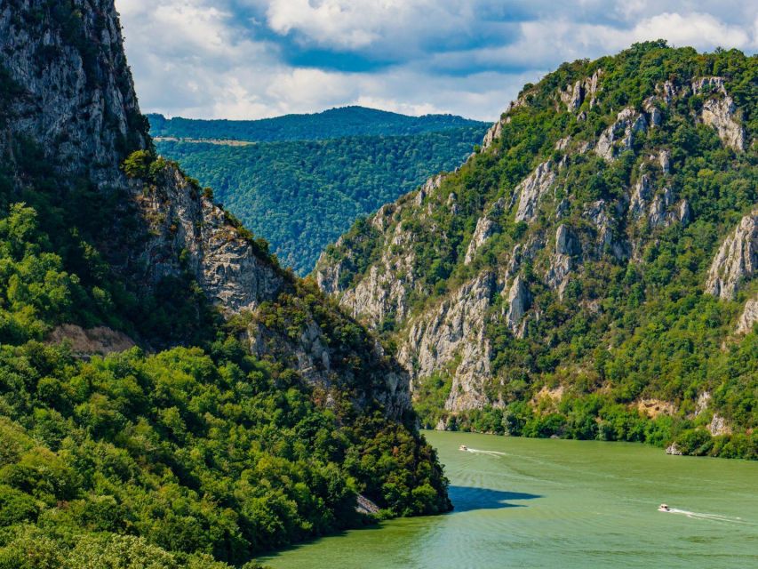 Iron Gate: Golubac Fortress, Lepenski Vir and Boat Cruise - Key Points