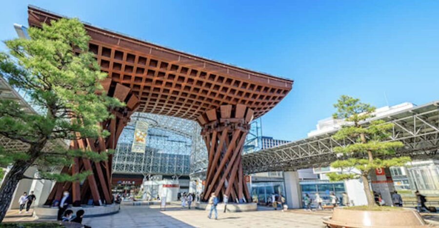 Kanazawa Private Custom Tour With Local Guide
