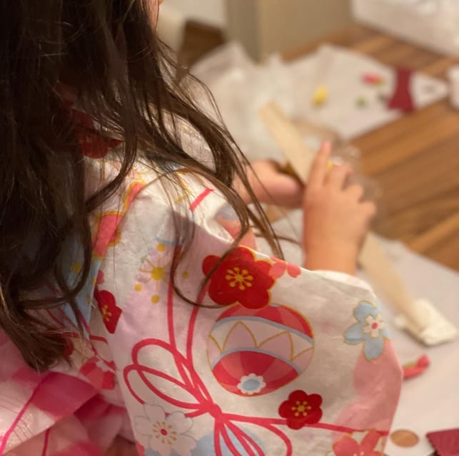 Kiku Plan – Wagashi Making and Tea Ceremony Experience –