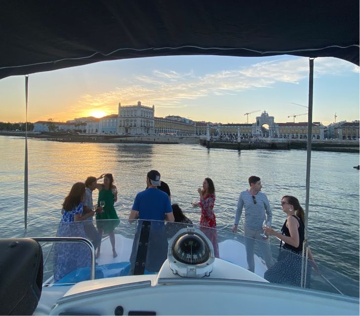 Lisbon: Sunset Tagus River Cruise With Welcome Drink - Key Points