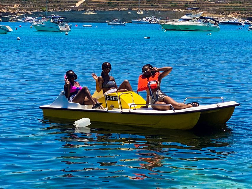 Marsaskala: Paddle Boat Rental in St. Thomas Bay