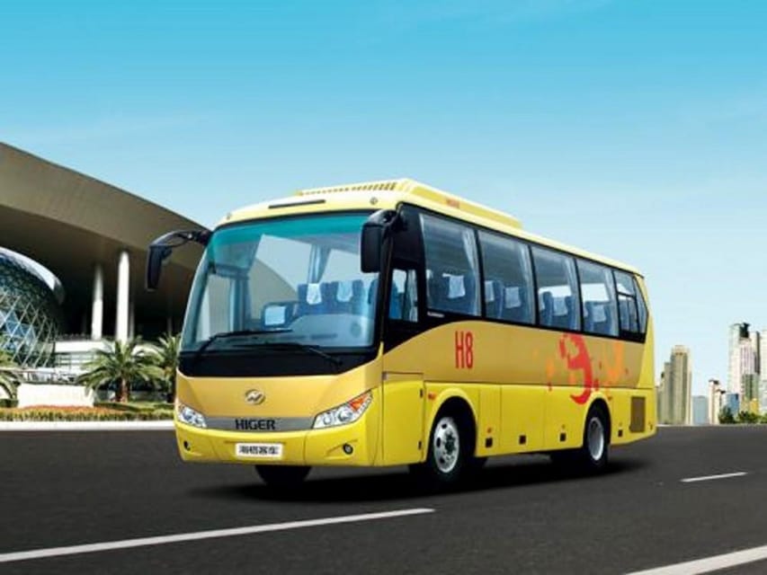 Private Transfer From Shanghai Pudong Airport to City Center