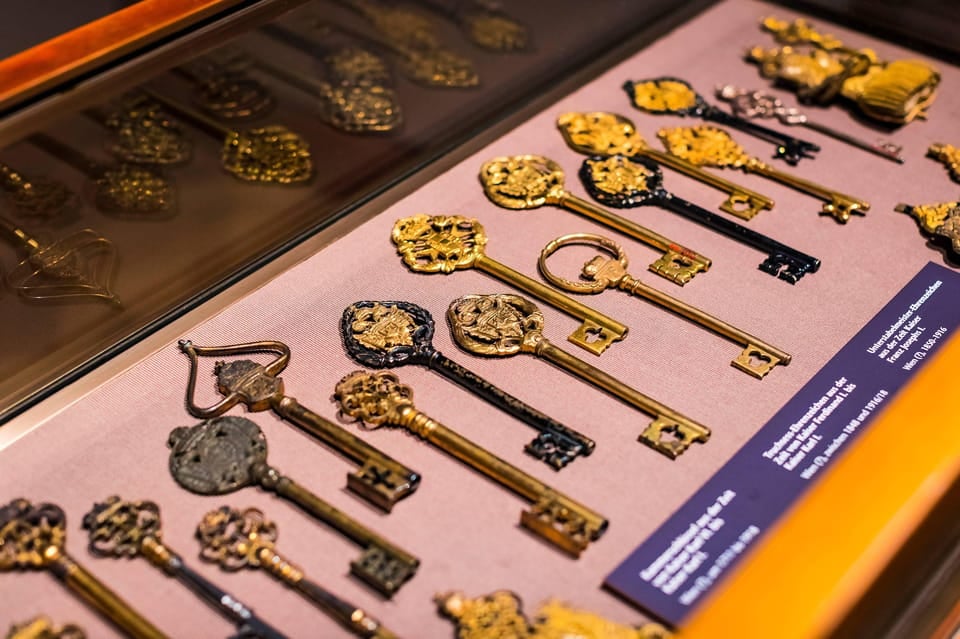Skip-the-line Imperial Treasury Vienna Private Guided Tour - Good To Know
