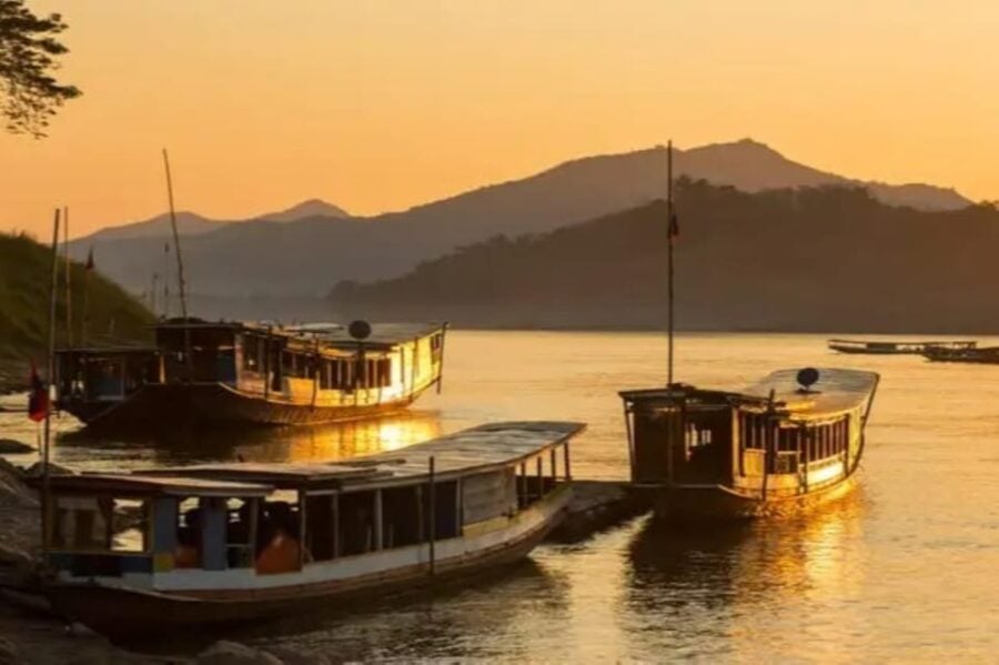 Slow Boat Ticket Laos By SlowBoat Station Huaysai,Laos