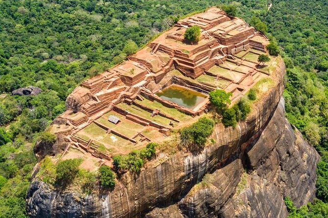 Sri Lanka 7 Days Tour - Meeting and Pickup