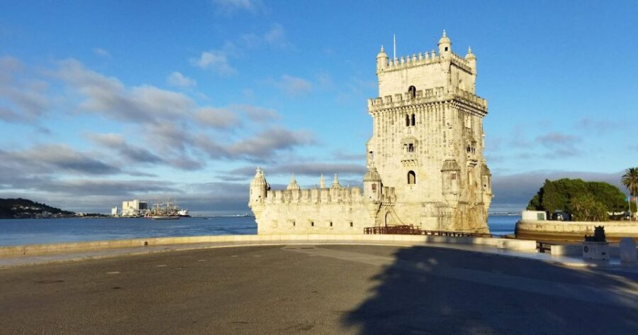 Tour of Lisbon Monuments and Viewpoints - Pricing and Booking Details