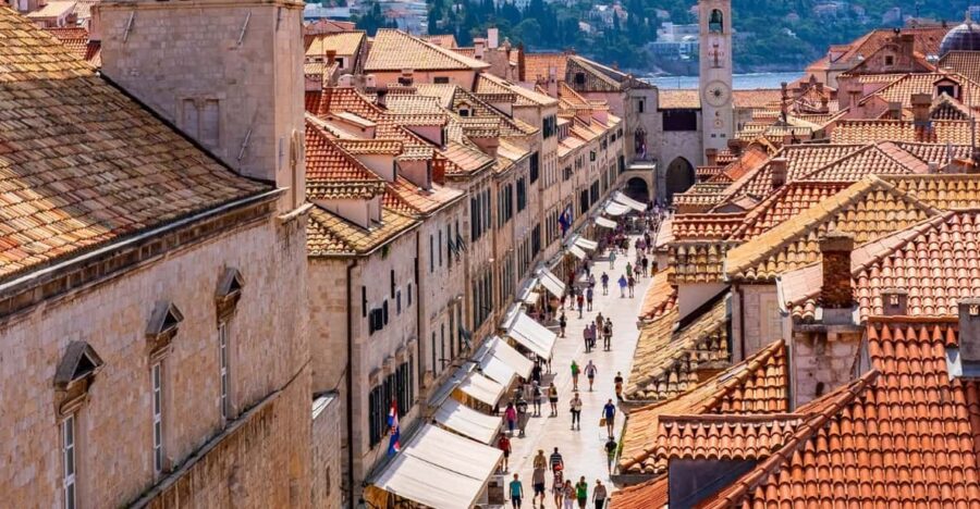 Walking Tour of Dubrovnik With Transport From Budva