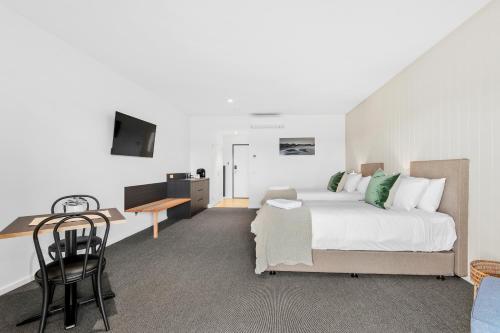 13th Beach Golf Lodges - Key Points