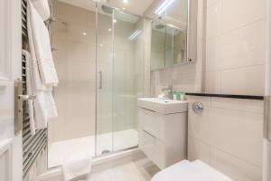15 Hertford Street - Mayfair Apartments - Key Points