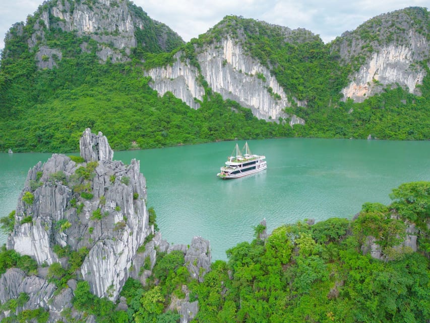 1 -Day Ha Long Luxury Boat Tour