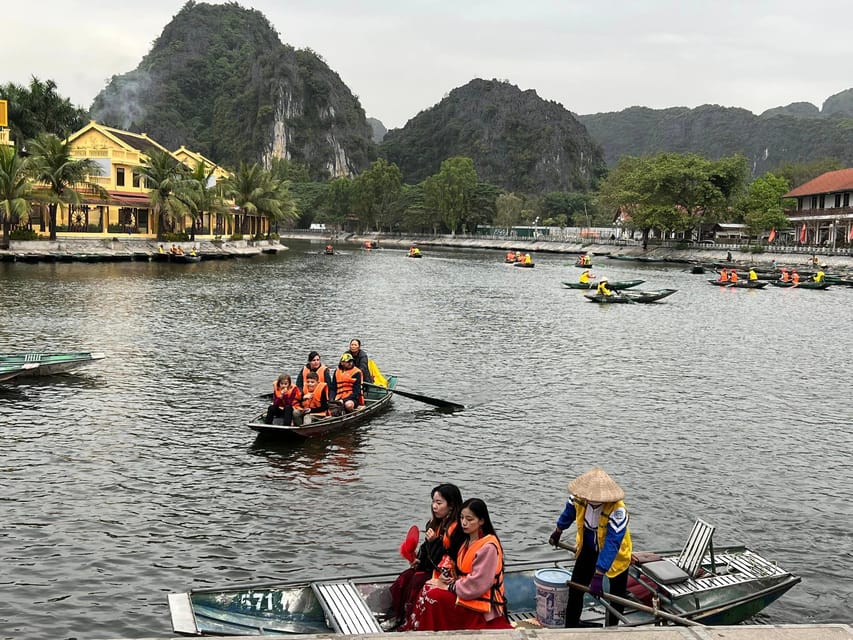 1 Day Luxury Tour in Bai Dinh, Trang An and Mua Cave