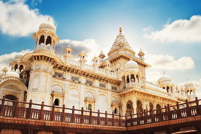 12 Day Classic Rajasthan Tour-Taj Mahal, Tigers, Lakes & Wildlife