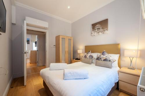 12 London Street Apartments - Property Overview