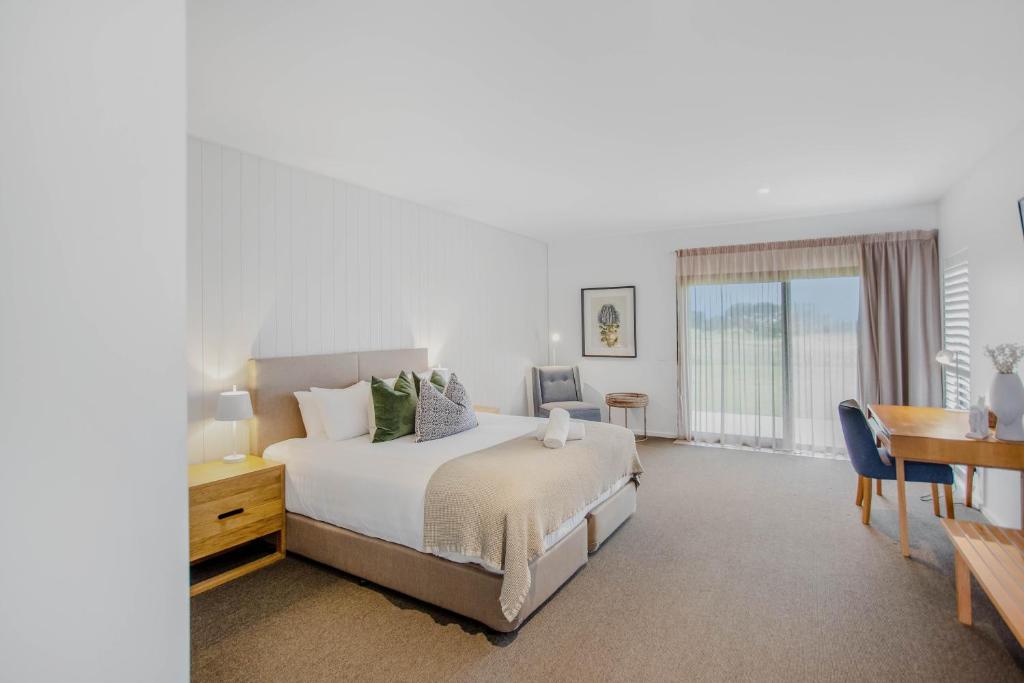 13th Beach Golf Lodges Review