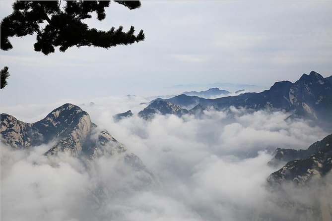 2-Day Xian Private Tour: Mount Huashan and Terracotta Warriors